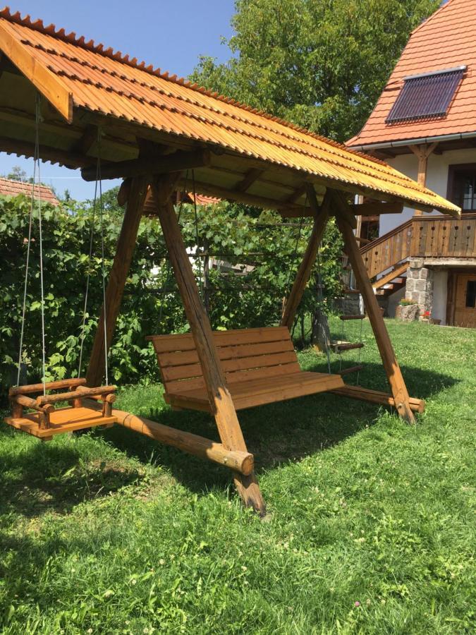 Miklós Lak Felsősófalva Kültér fotó