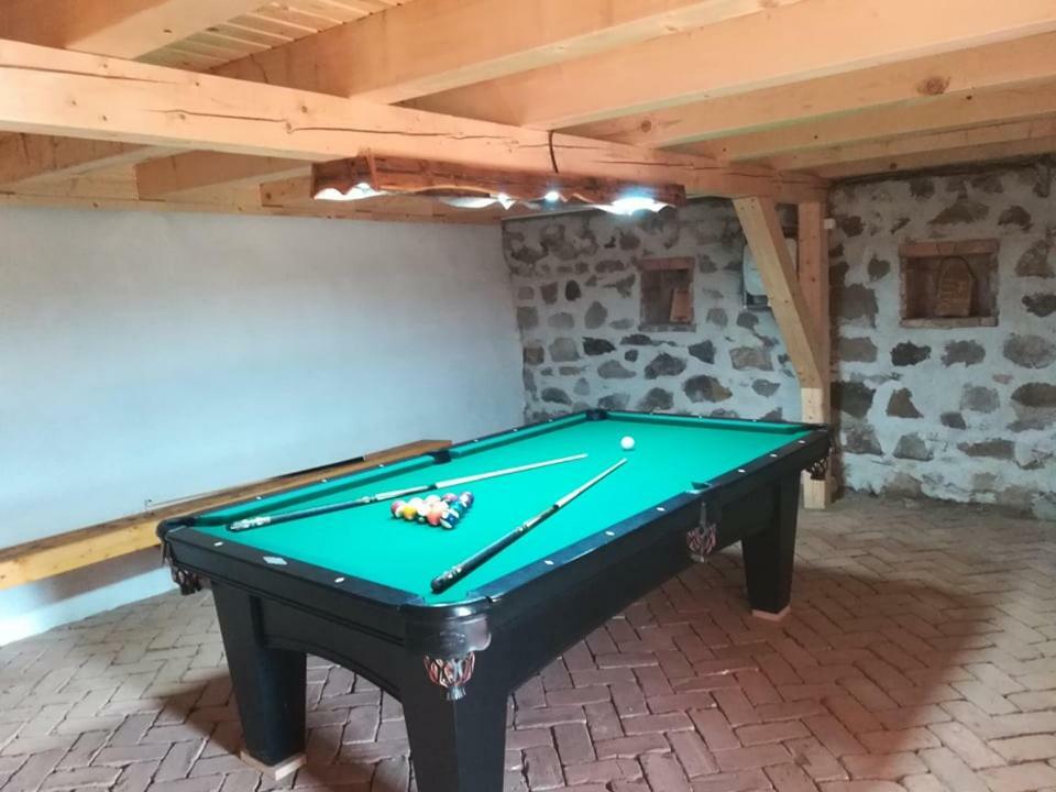 Miklós Lak Felsősófalva Kültér fotó